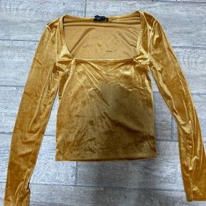 VELVET TOP